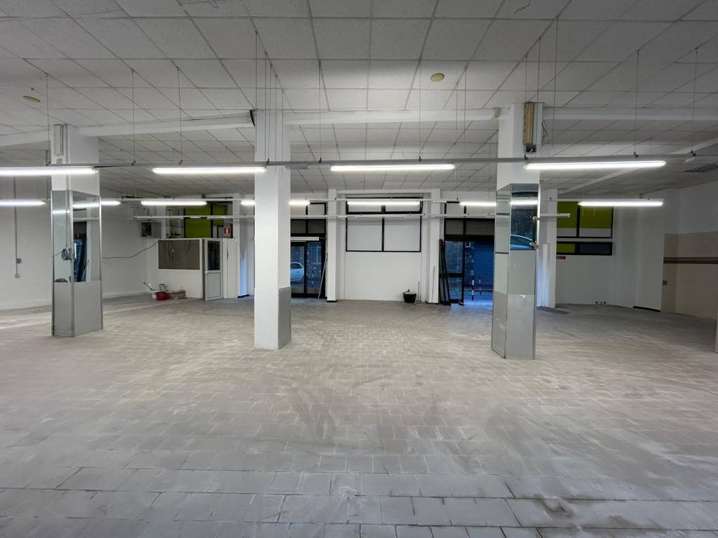 negozio in vendita a Genova in zona Nervi