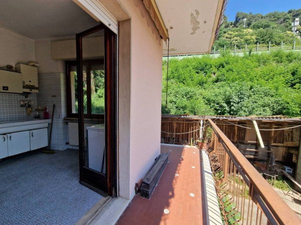 appartamento in vendita a Genova in zona Bolzaneto