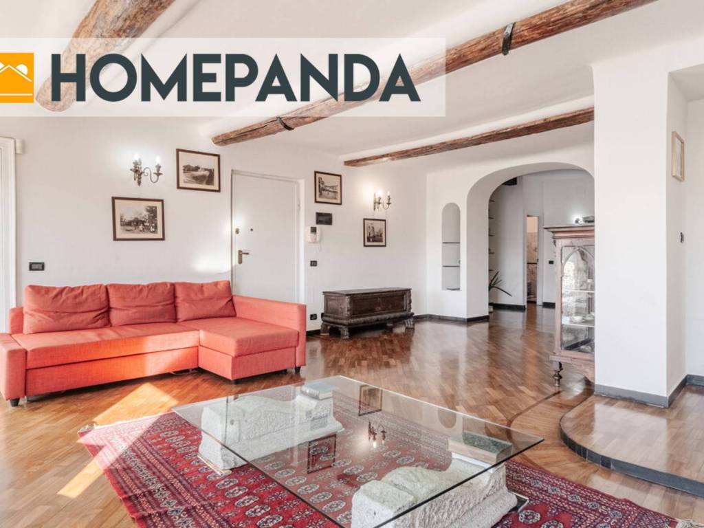 appartamento in vendita a Genova in zona Sottoripa / Maddalena / Molo
