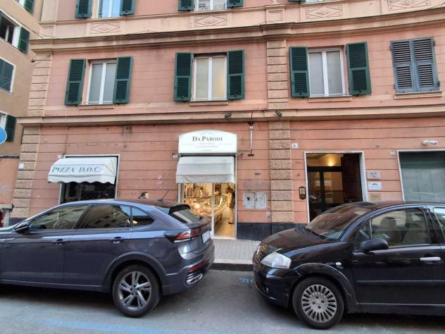 negozio in vendita a Genova in zona Foce