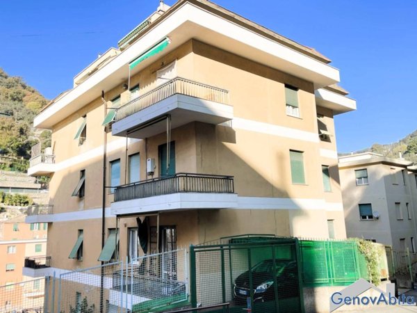appartamento in vendita a Genova in zona Quezzi