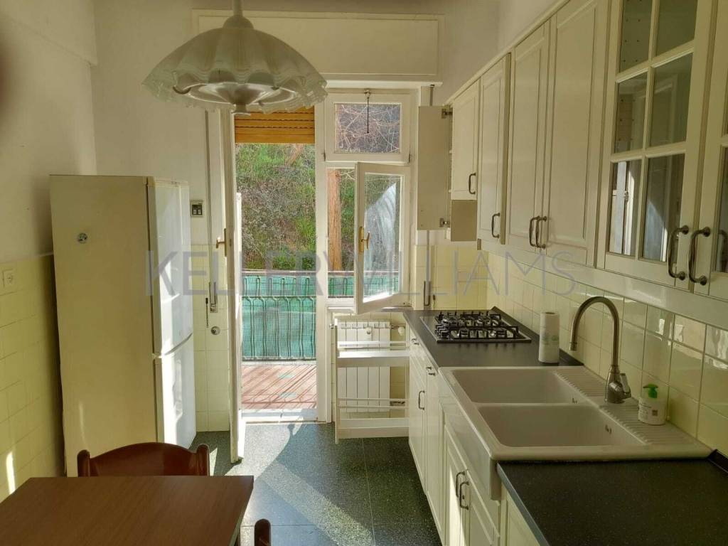 appartamento in vendita a Genova in zona Sampierdarena