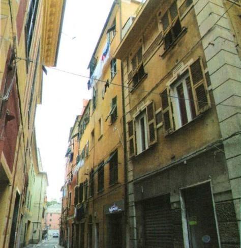 appartamento in vendita a Genova in zona Sestri Ponente