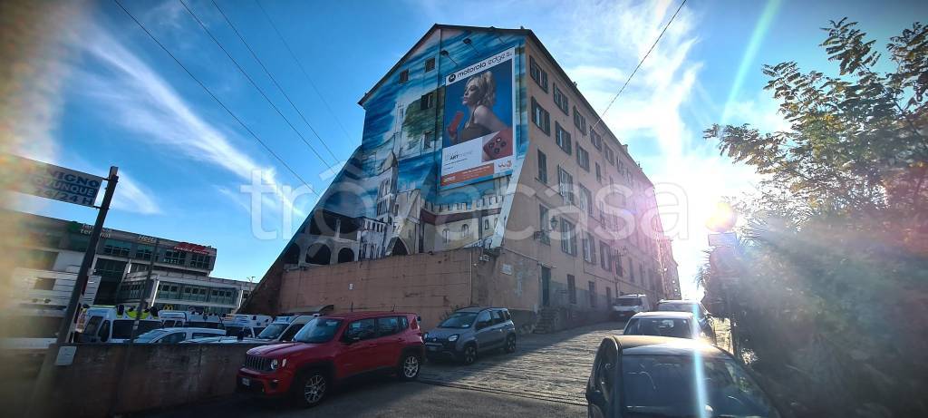 appartamento in vendita a Genova in zona Sampierdarena