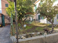 appartamento in vendita a Genova in zona Rivarolo