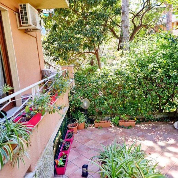 appartamento in vendita a Genova in zona Albaro