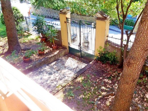 appartamento in vendita a Genova in zona Albaro
