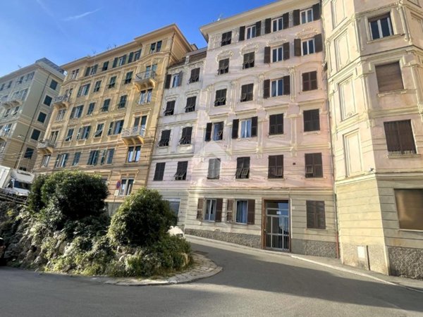 appartamento in vendita a Genova in zona DiNegro
