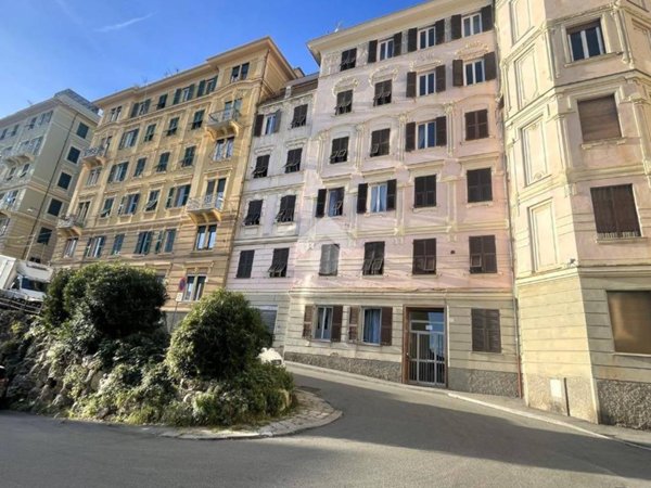 appartamento in vendita a Genova in zona DiNegro