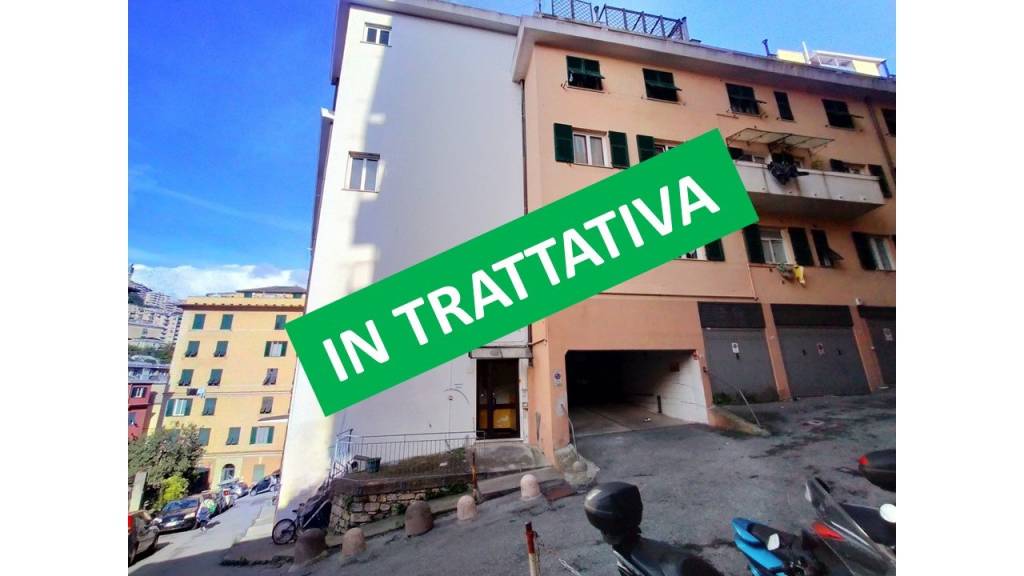 appartamento in vendita a Genova in zona Marassi