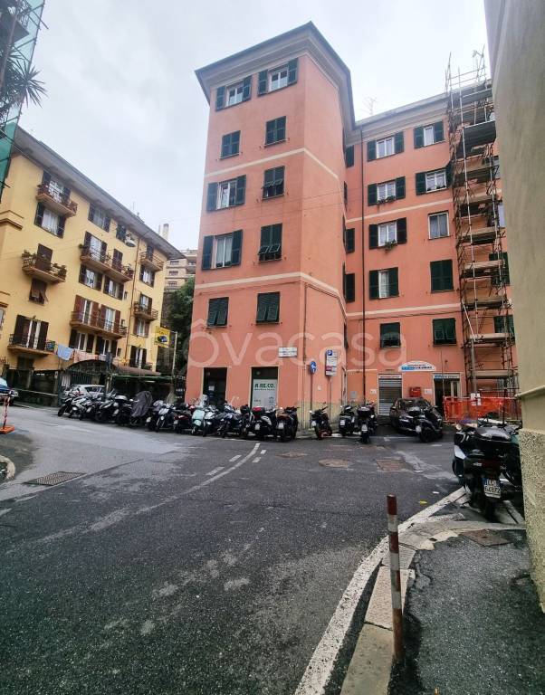 appartamento in vendita a Genova