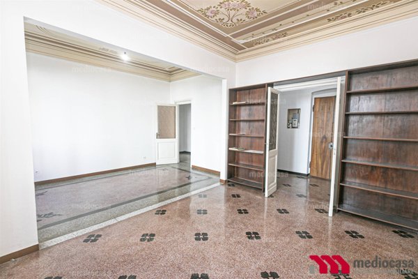 appartamento in vendita a Genova in zona Lagaccio / Granarolo