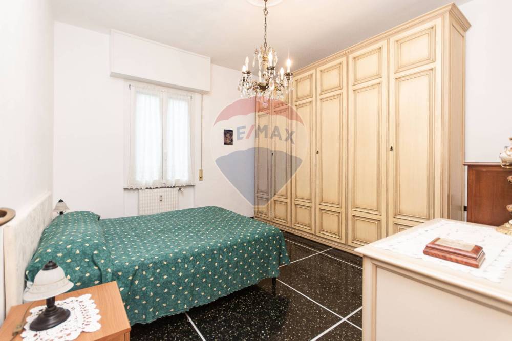 appartamento in vendita a Genova in zona Marassi