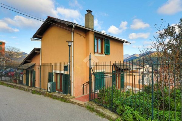 casa indipendente in vendita a Genova in zona Centro Storico