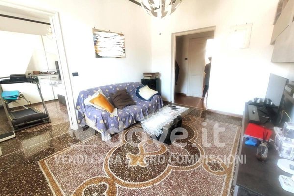 appartamento in vendita a Genova in zona Bolzaneto