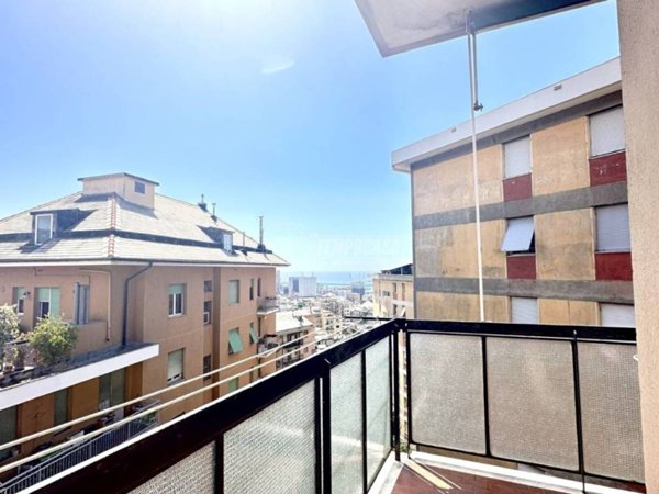 appartamento in vendita a Genova in zona Sampierdarena