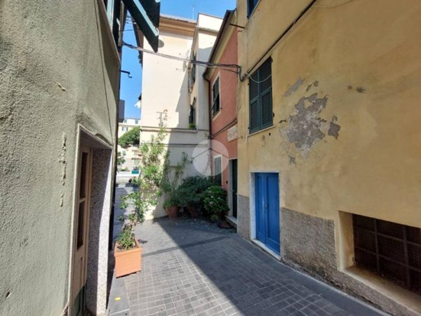 appartamento in vendita a Genova in zona Palmaro / Pra'