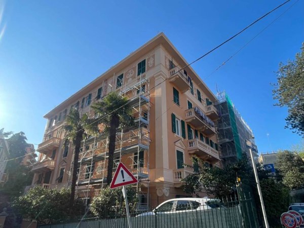 appartamento in vendita a Genova in zona Pegli