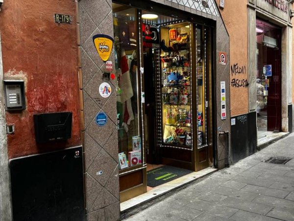 negozio in vendita a Genova in zona Centro Storico