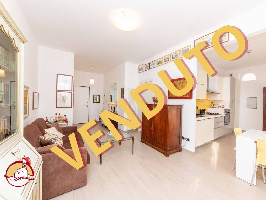 appartamento in vendita a Genova in zona Sestri Ponente