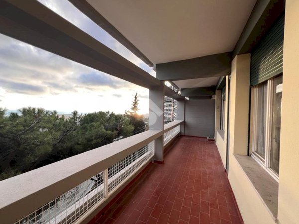 quadrivano in vendita a Genova in zona Marassi