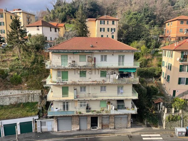 appartamento in vendita a Genova in zona Pontedecimo