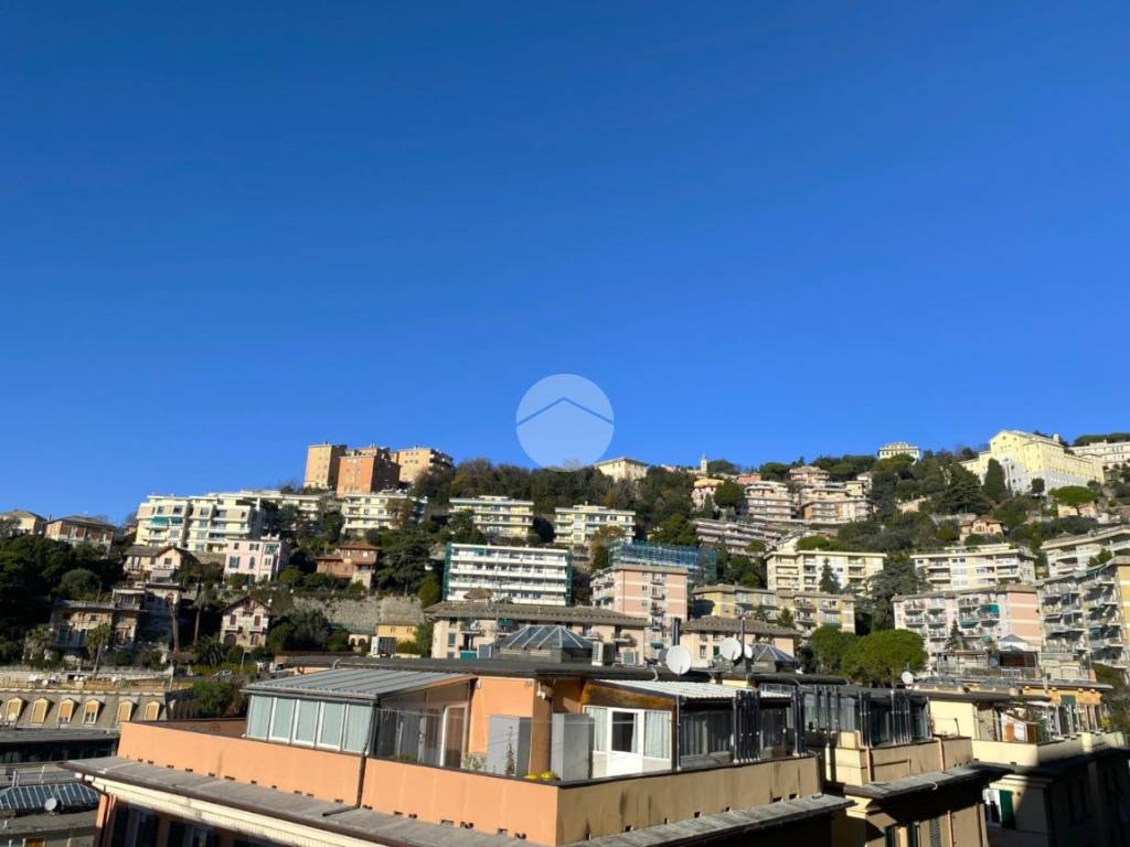 appartamento in vendita a Genova in zona Castelletto