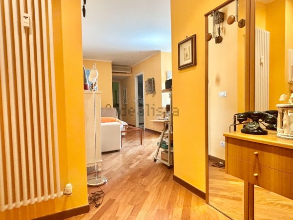 appartamento in vendita a Genova in zona Marassi