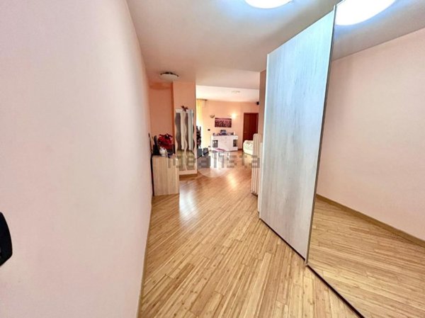 appartamento in vendita a Genova in zona Sestri Ponente