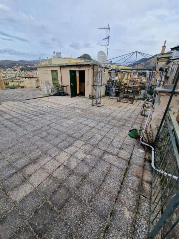 appartamento in vendita a Genova in zona Cornigliano