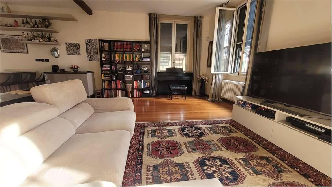 casa indipendente in vendita a Genova