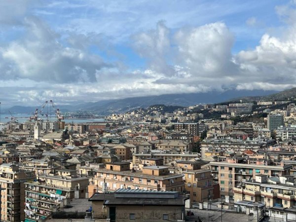 appartamento in vendita a Genova in zona Cornigliano