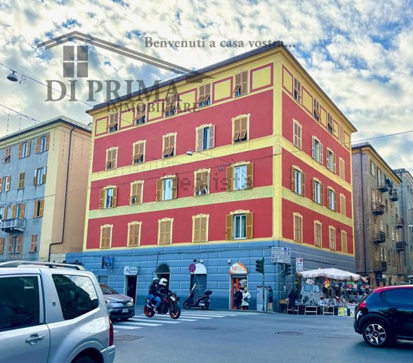 appartamento in vendita a Genova in zona Sestri Ponente