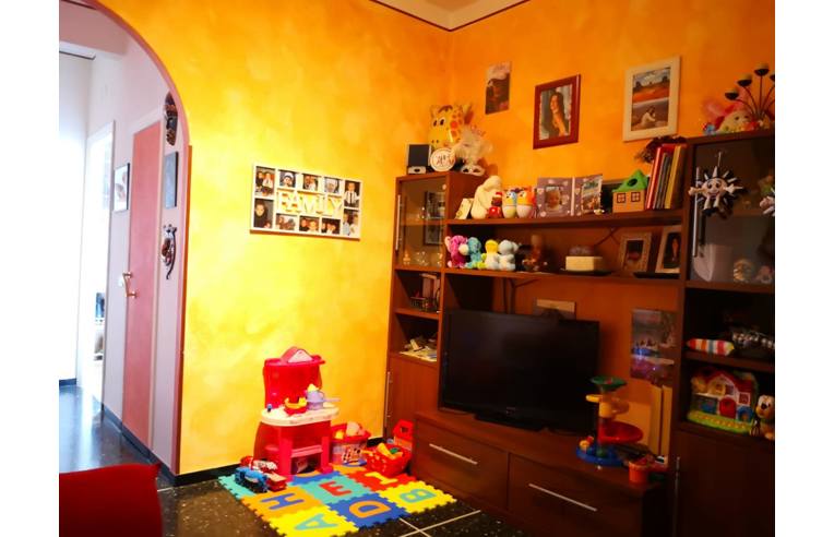 appartamento in vendita a Genova in zona Cornigliano