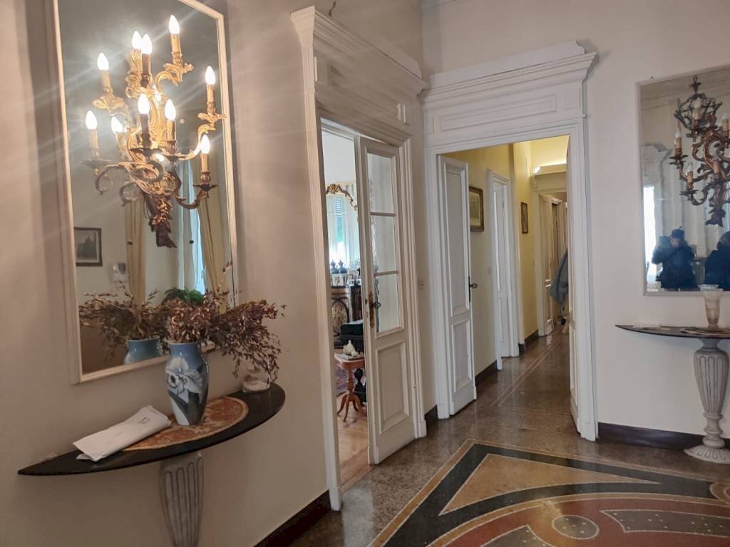 appartamento in vendita a Genova