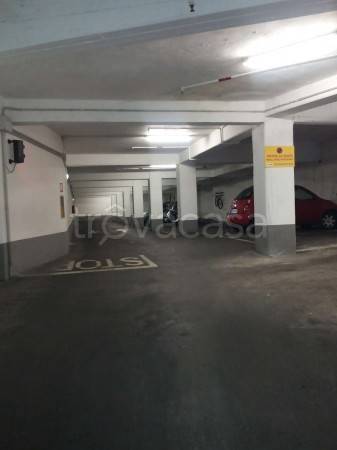 casa indipendente in vendita a Genova in zona DiNegro