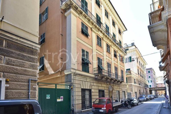appartamento in vendita a Genova in zona Sampierdarena