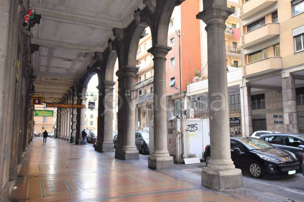 loft in vendita a Genova in zona Sampierdarena