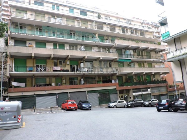 appartamento in vendita a Genova in zona Oregina