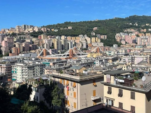 appartamento in vendita a Genova in zona Marassi