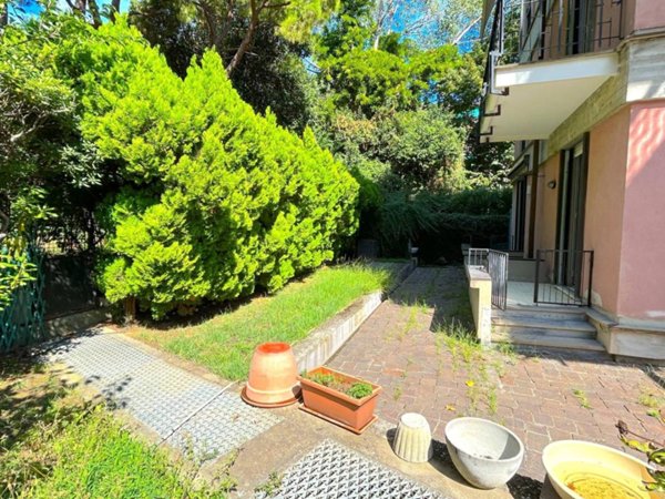 appartamento in vendita a Genova in zona Albaro