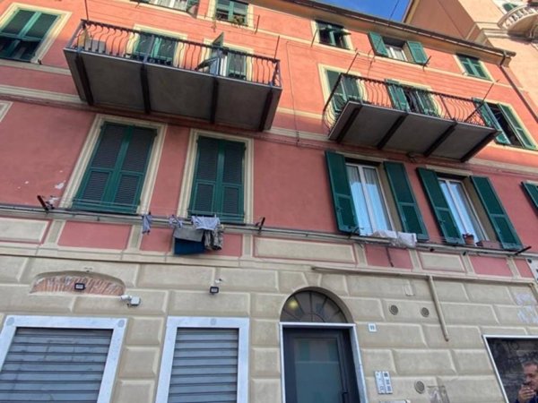 appartamento in vendita a Genova in zona Sampierdarena