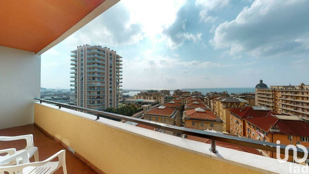 appartamento in vendita a Genova in zona Pegli