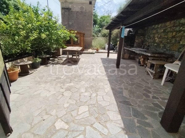 casa indipendente in vendita a Genova