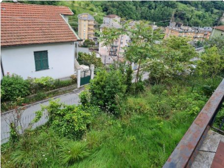 appartamento in vendita a Genova in zona Pontedecimo