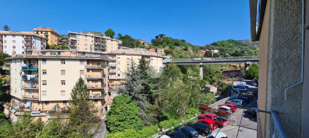 appartamento in vendita a Genova in zona Palmaro / Pra'