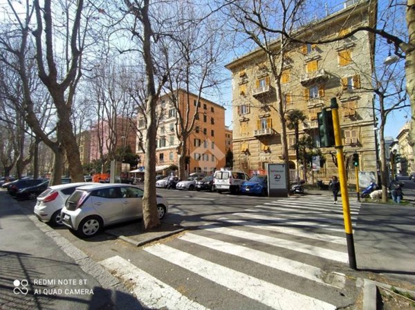 appartamento in vendita a Genova in zona Foce