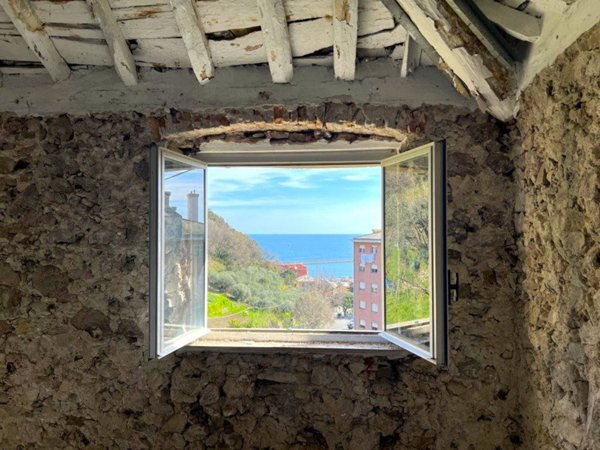 casa indipendente in vendita a Genova in zona Pegli