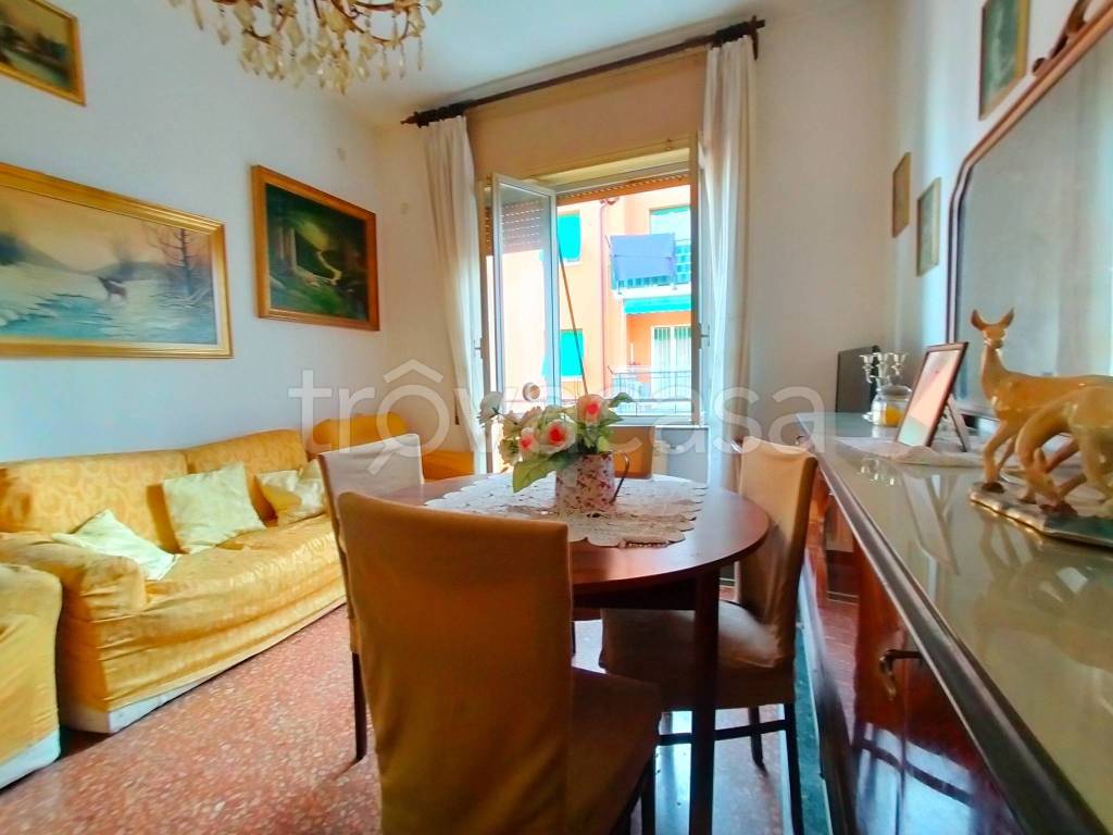 appartamento in vendita a Genova in zona Marassi