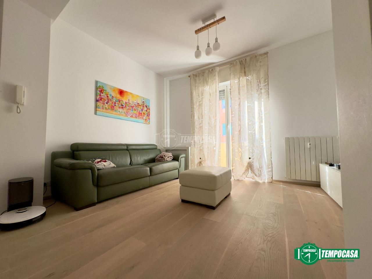 appartamento in vendita a Genova in zona Sestri Ponente